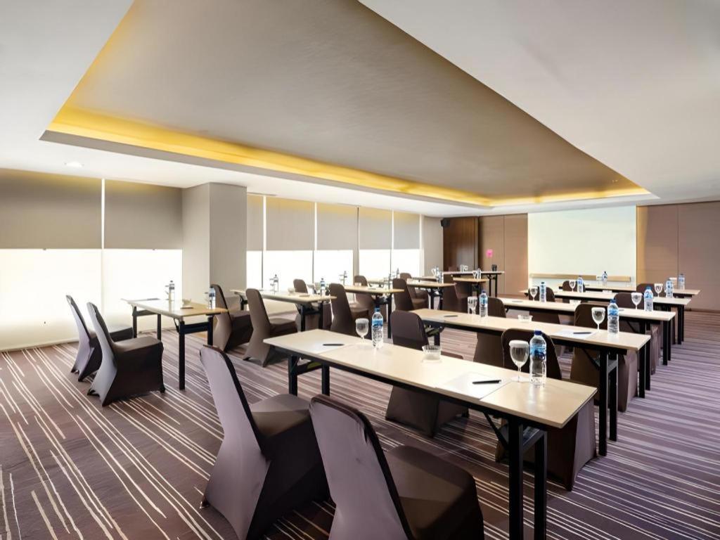 Artotel Suites Bianti Jogjacarta Exterior foto