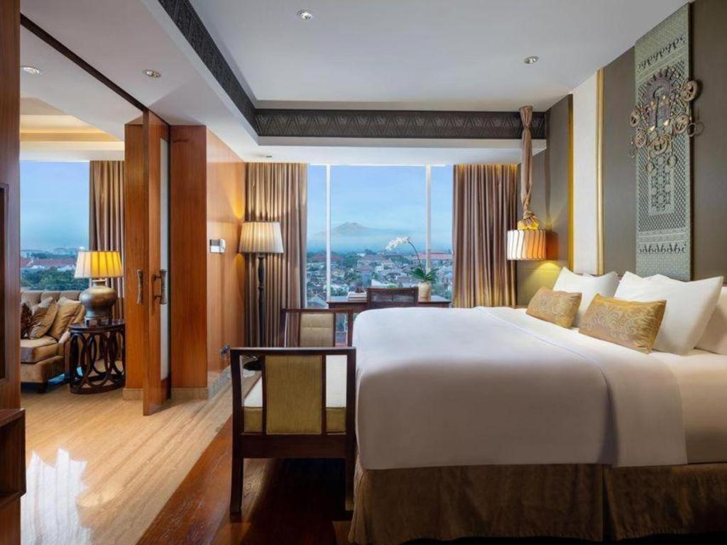 Artotel Suites Bianti Jogjacarta Exterior foto
