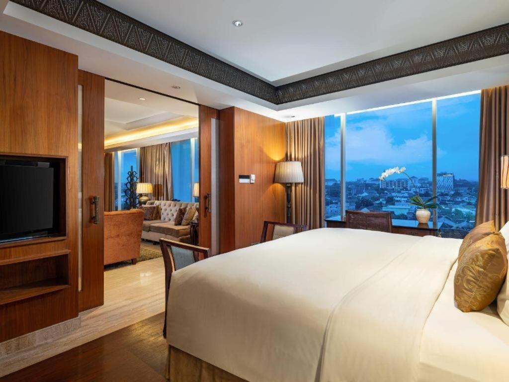 Artotel Suites Bianti Jogjacarta Exterior foto
