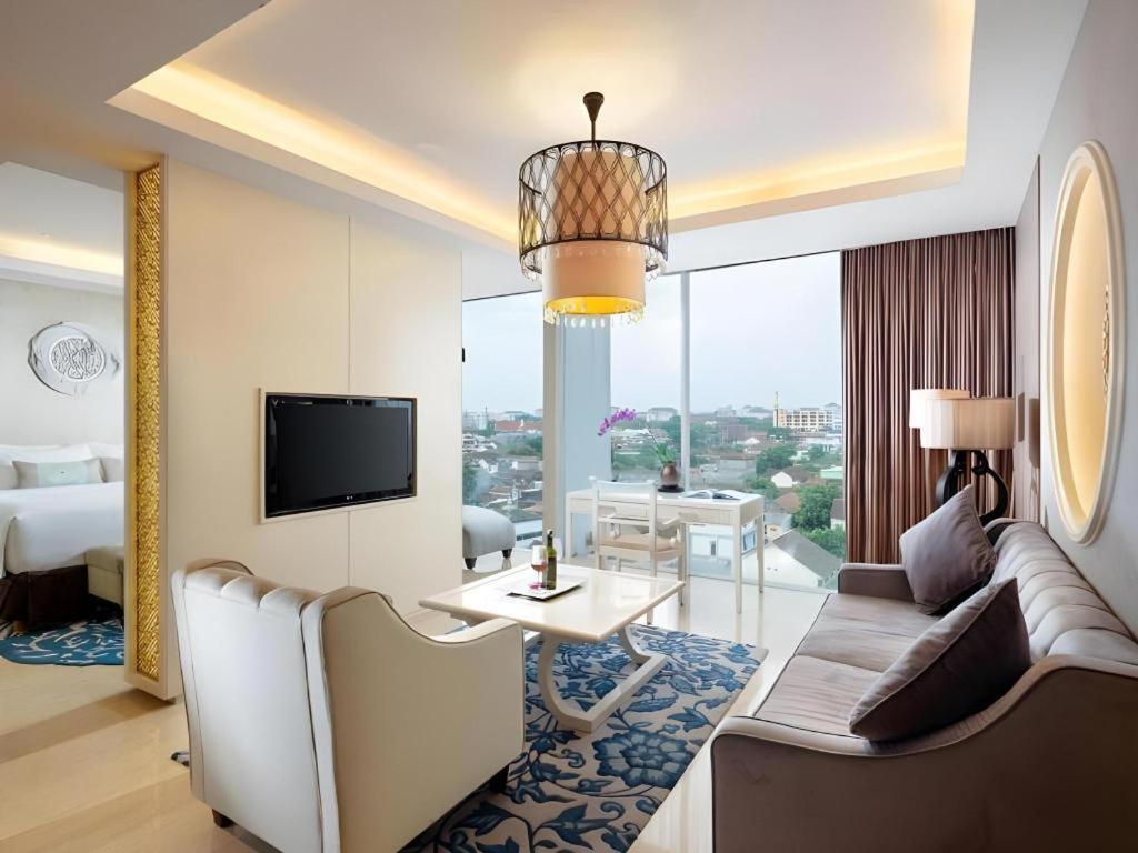 Artotel Suites Bianti Jogjacarta Exterior foto